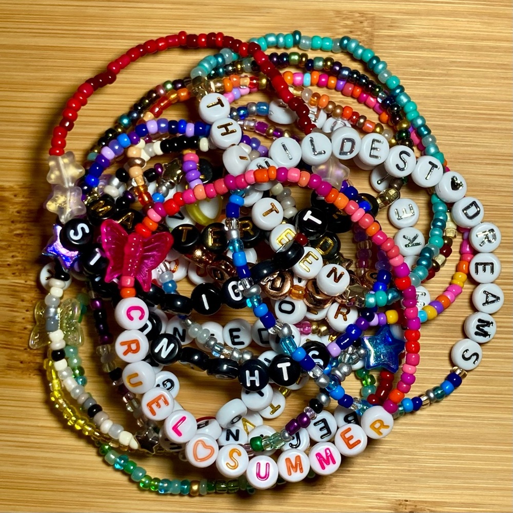 15 Taylor Swift Friendship Bracelets To Trade At The Eras Tour
